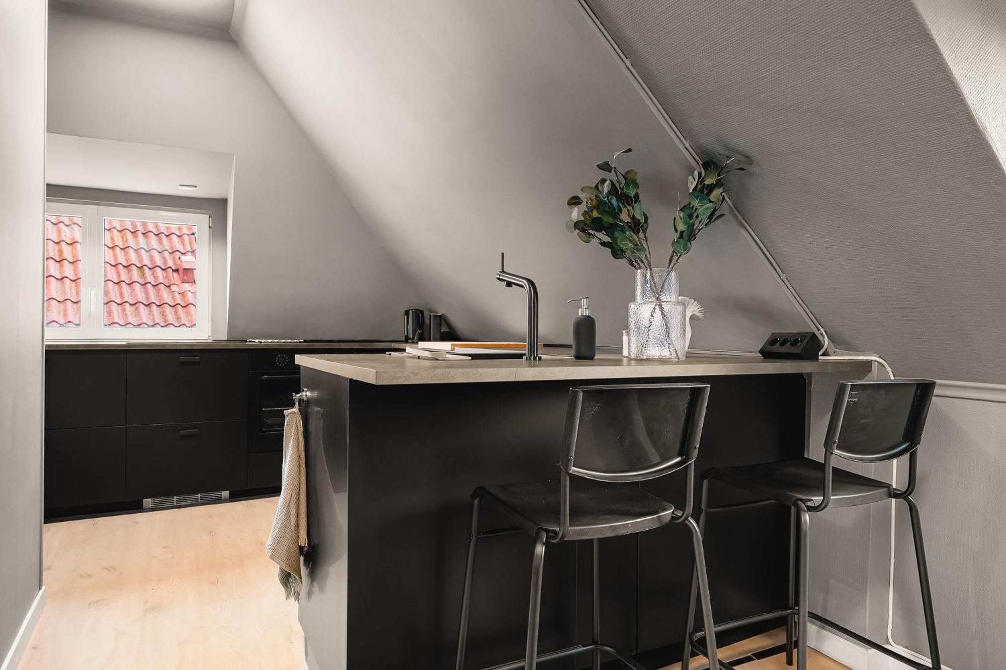 Dinbnb Apartments I 350M To Bryggen I Renovated 2023 I Quiet Top Apart Bergen Exteriör bild