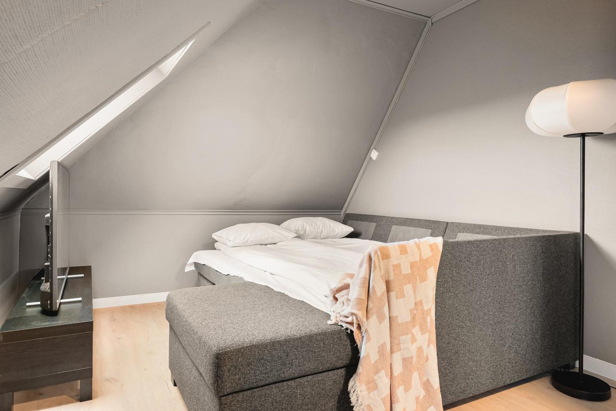 Dinbnb Apartments I 350M To Bryggen I Renovated 2023 I Quiet Top Apart Bergen Exteriör bild